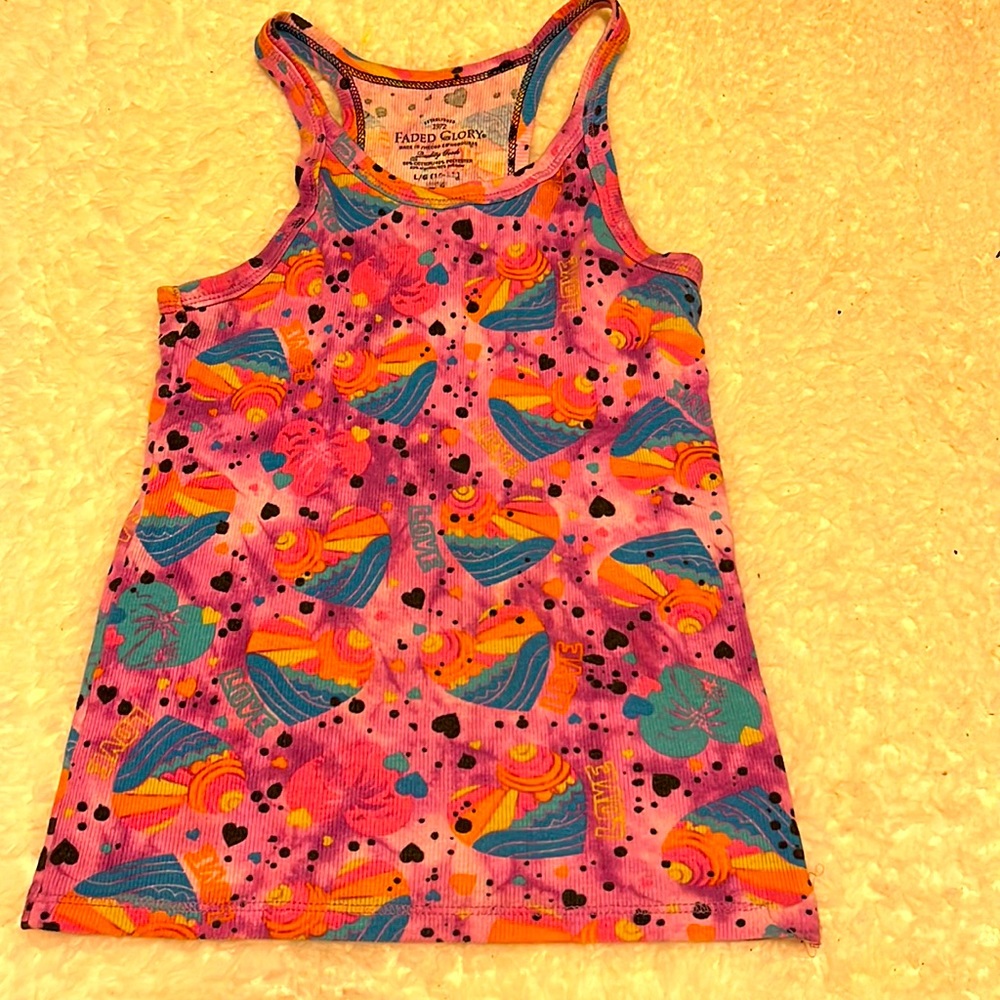 Cute summer hearts of the beach & sun